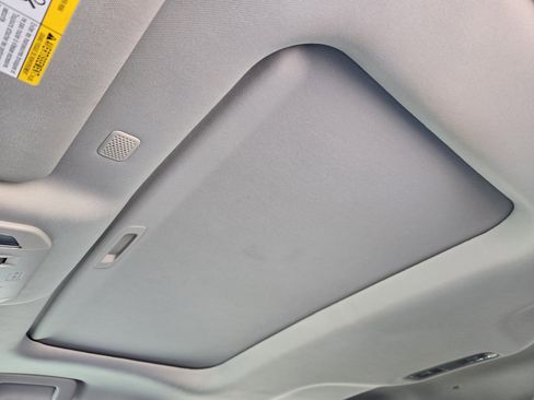 Used 2022 Toyota Highlander Bronze Edition image 31