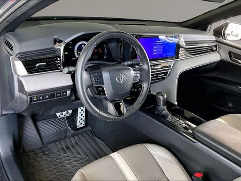 Used 2025 Toyota Camry SE w/ Multimedia Upgrade Package FWD image 14