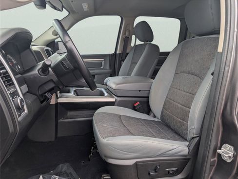 Used 2019 RAM 1500 Classic Warlock AWD/4WD image 9