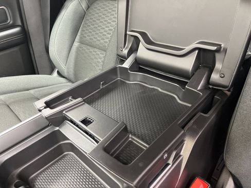 New 2026 RAM 1500 4x4 Crew Cab image 19