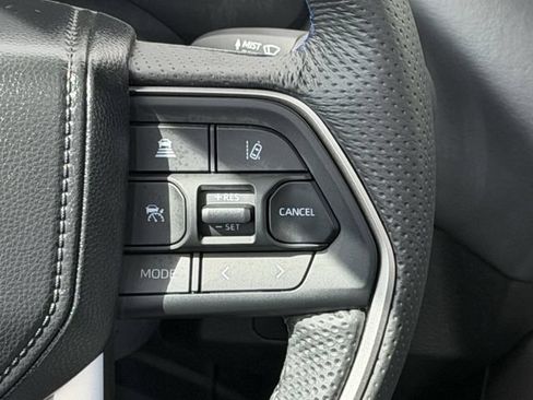 Certified 2026 Toyota Tundra Platinum w/ TRD Off-Road Package AWD/4WD image 15