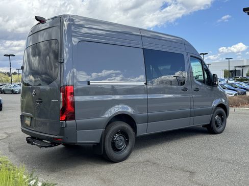 New 2026 Mercedes-Benz Sprinter 2500 image 9