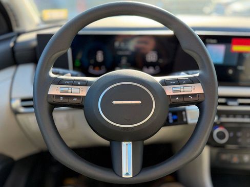 New 2026 Hyundai Tucson SEL image 12