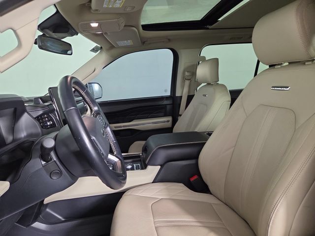 Used 2024 Ford Expedition Platinum AWD/4WD image 14