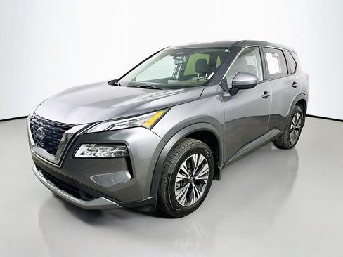 Used 2023 Nissan Rogue SV FWD image 3