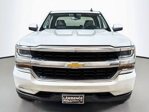 Used 2019 Chevrolet Silverado 1500 LT RWD image 2