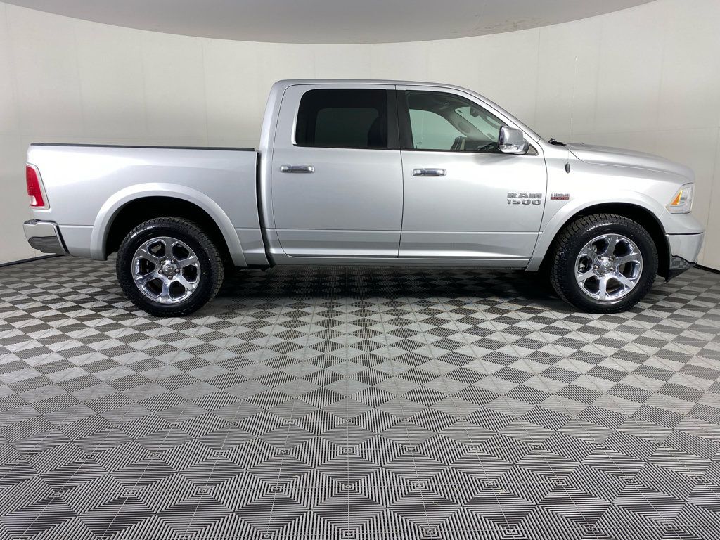Used 2017 RAM 1500 Laramie w/ Convenience Group AWD/4WD image 11