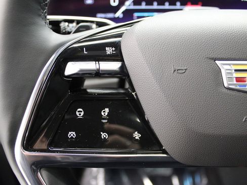 Certified 2025 Cadillac Escalade Sport w/ Touring Package image 26