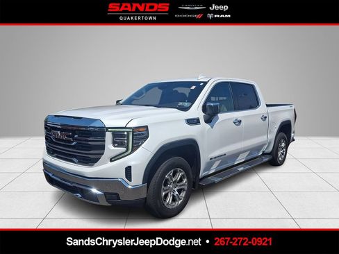 Used 2024 GMC Sierra 1500 SLT w/ SLT Convenience Package AWD/4WD image 1