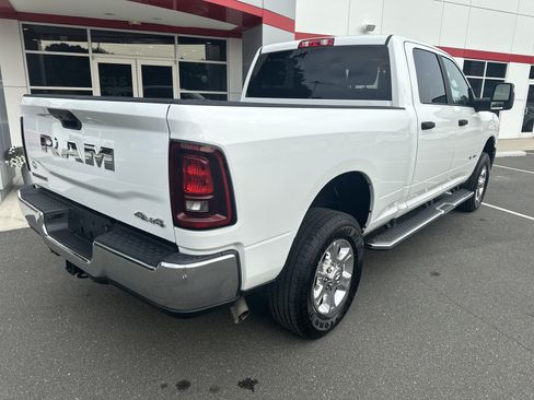 Used 2026 RAM 2500 Big Horn AWD/4WD image 8