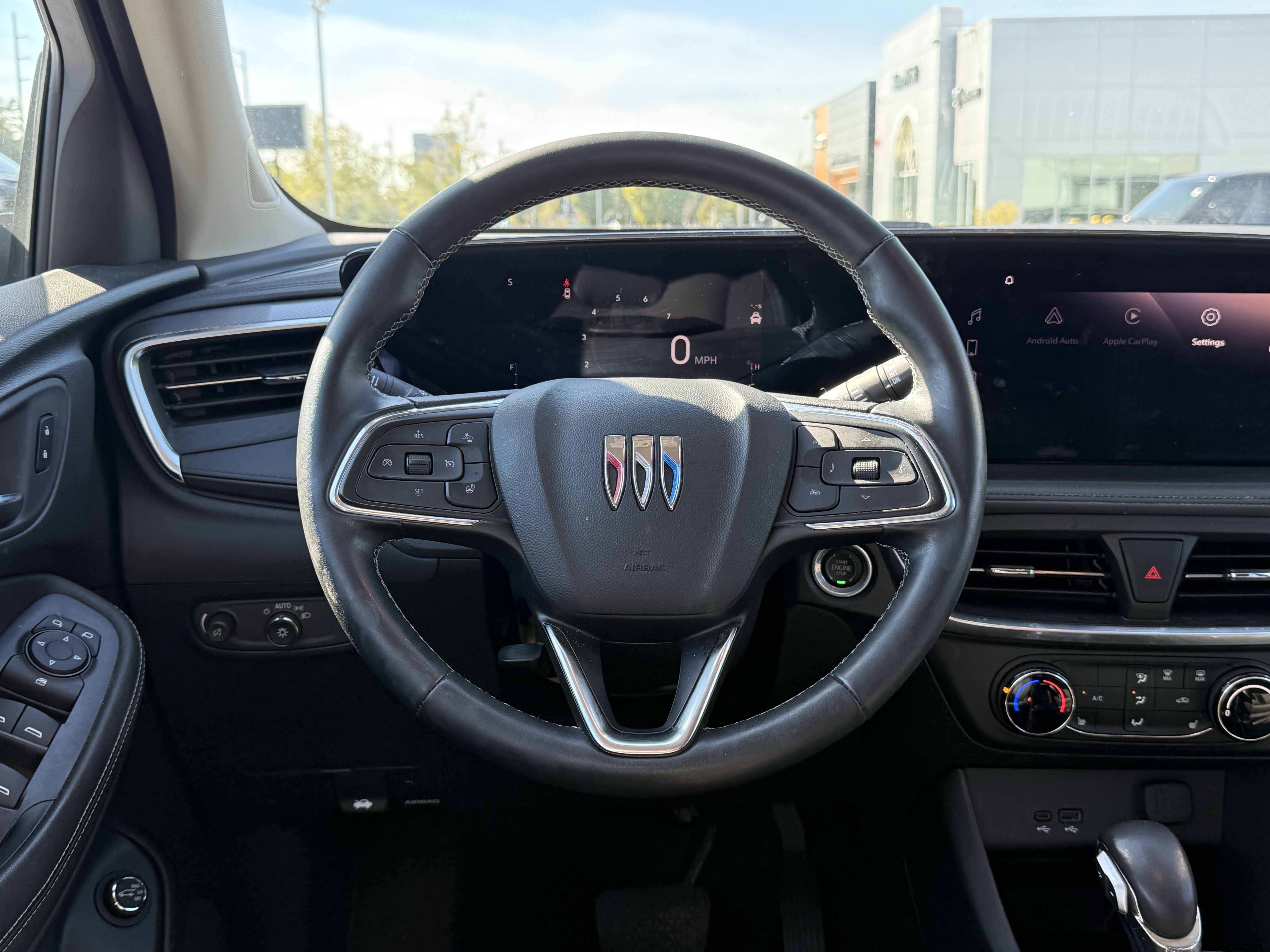 Used 2024 Buick Encore GX Preferred w/ Comfort Package FWD image 6