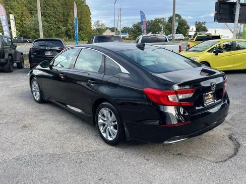 Used 2018 Honda Accord LX image 4