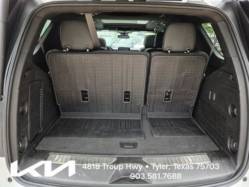 Used 2023 Chevrolet Tahoe Z71 AWD/4WD image 8