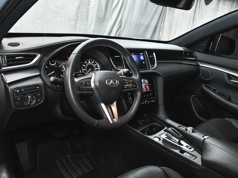 Used 2024 INFINITI QX55 Luxe w/ Cargo Package AWD/4WD image 17
