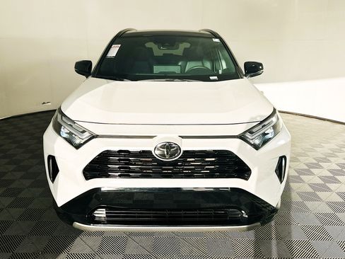 Used 2025 Toyota RAV4 XSE w/ Weather Package AWD/4WD image 8