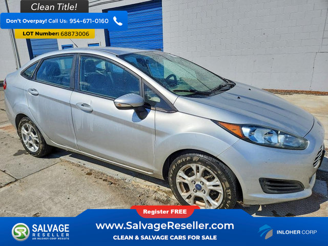 Used 2014 Ford Fiesta SE w/ Comfort Package FWD image 5