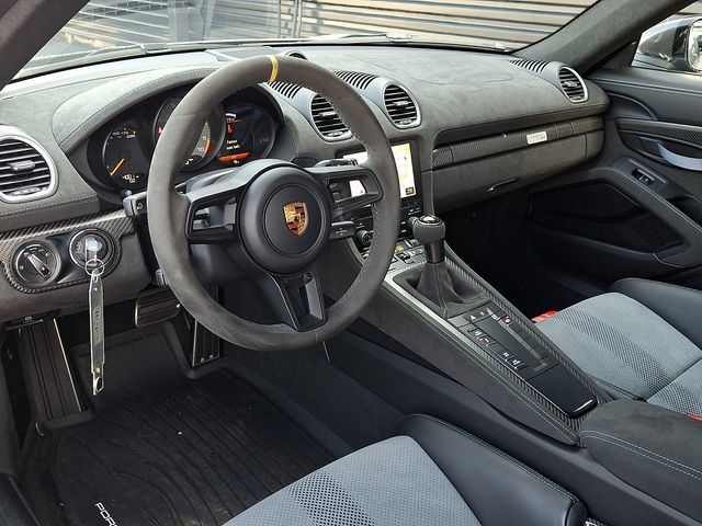 Certified 2023 Porsche 718 Cayman GT4 RS RWD image 4