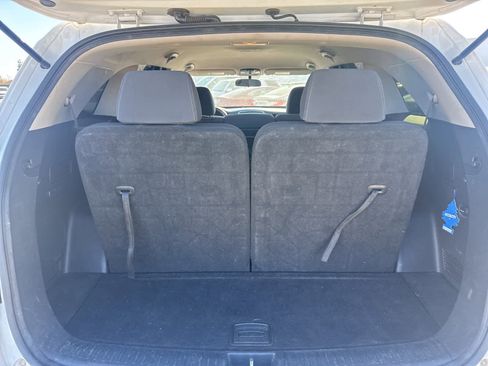 Used 2019 Kia Sorento LX image 16