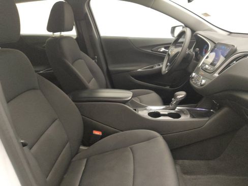 Used 2023 Chevrolet Malibu LT image 21