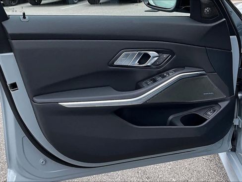 New 2026 BMW 330i 330i w/ M Sport Package image 10