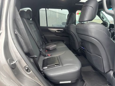 Used 2024 Lexus LX 600 F Sport image 14