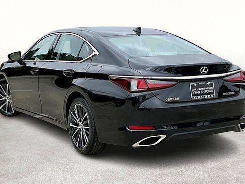 Used 2024 Lexus ES 350 w/ Premium Package FWD image 16