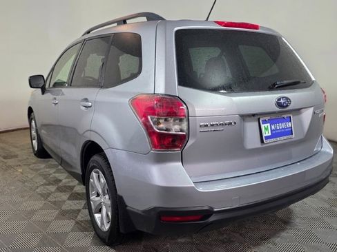 Used 2015 Subaru Forester 2.5i Premium w/ All-Weather Package image 4