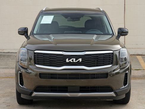 Used 2022 Kia Telluride EX w/ EX Premium Package FWD image 48