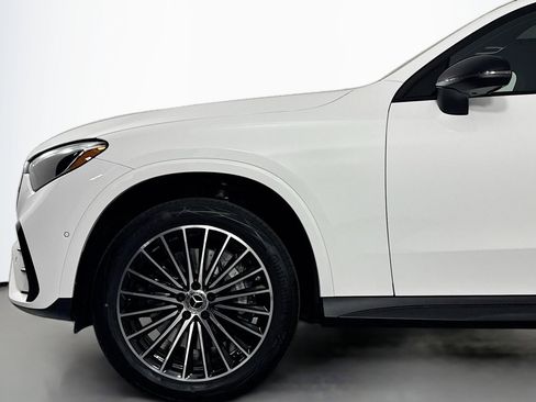 New 2026 Mercedes-Benz GLC 300 image 9