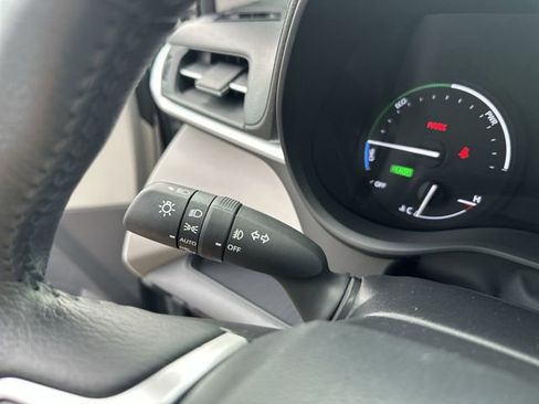 Used 2024 Toyota Sienna XLE image 20