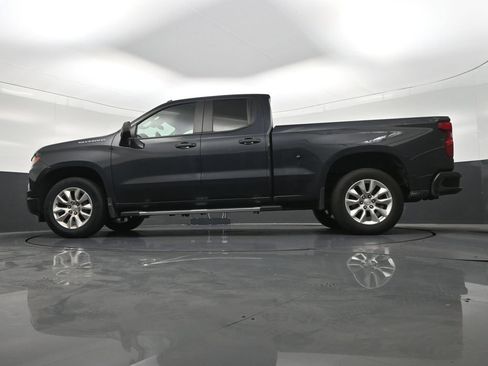 Used 2023 Chevrolet Silverado 1500 Custom RWD image 24