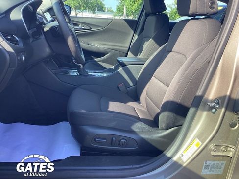 Used 2024 Chevrolet Malibu LT FWD image 12