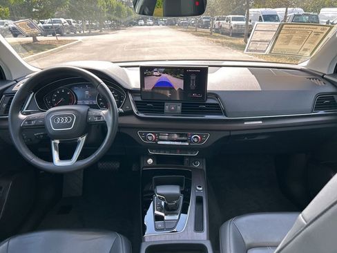 Used 2023 Audi Q5 2.0T Premium w/ Convenience Package image 10