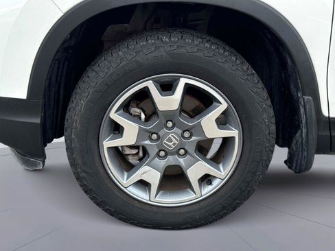Certified 2023 Honda Passport TrailSport image 11