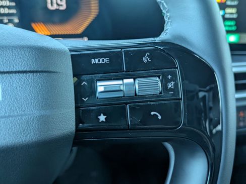 New 2026 Kia Sorento S w/ S Panoramic Sunroof Package image 17