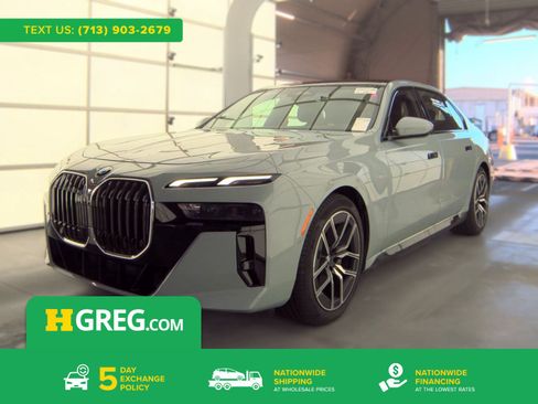 Used 2026 BMW 740i RWD image 1