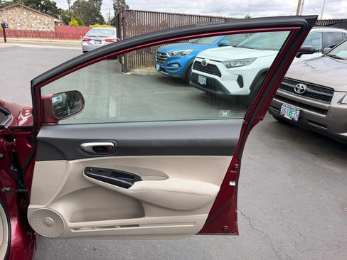 Used 2010 Honda Civic LX image 14
