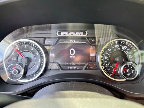Used 2021 RAM 1500 Laramie AWD/4WD image 30