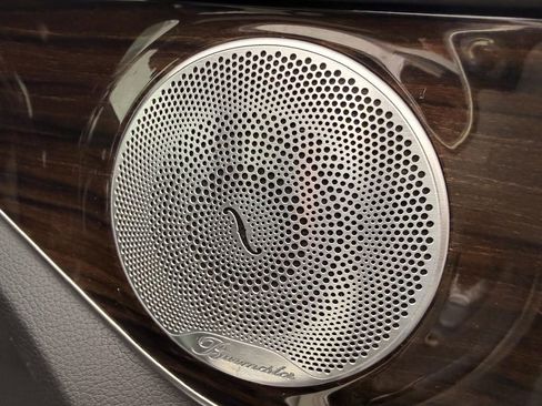 Used 2017 Mercedes-Benz C 300 4MATIC Sedan image 23