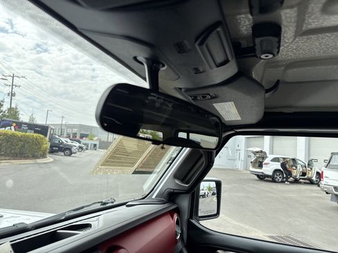 Used 2021 Jeep Wrangler Unlimited Rubicon image 26