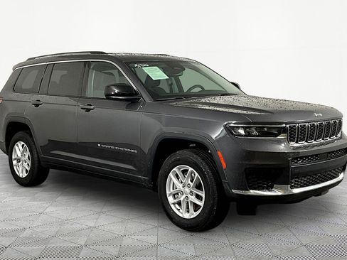 Used 2023 Jeep Grand Cherokee L Laredo AWD/4WD image 3