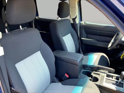 Used 2010 Dodge Nitro SE w/ Popular Equipment Group AWD/4WD image 8