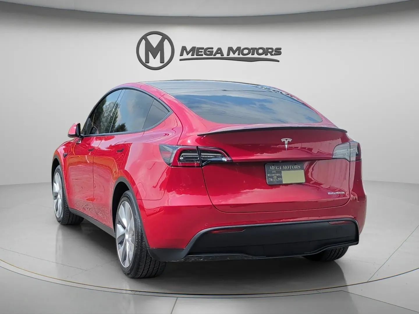 Used 2020 Tesla Model Y Long Range AWD/4WD image 5
