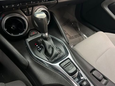 Used 2016 Chevrolet Camaro LT image 22