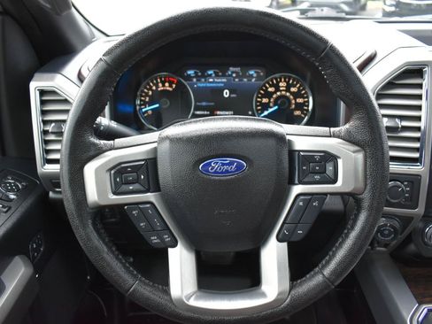 Used 2016 Ford F150 Platinum w/ Equipment Group 701A Luxury AWD/4WD image 13