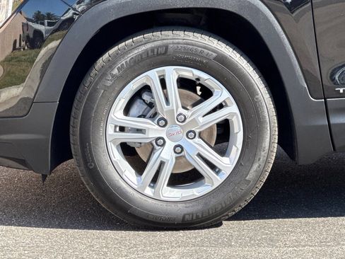 Certified 2024 GMC Terrain SLE FWD image 27