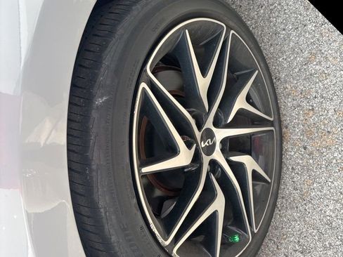 Used 2023 Kia Stinger GT-Line w/ Sun & Sound Package RWD image 15
