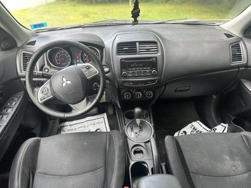 Used 2015 Mitsubishi Outlander Sport ES image 10