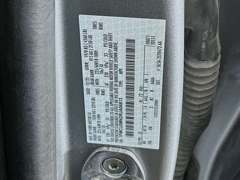 Used 2024 Ford Escape ST-Line FWD image 12