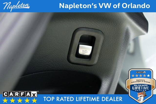 Used 2022 Mercedes-Benz GLC 300 w/ Premium Package Lite image 31